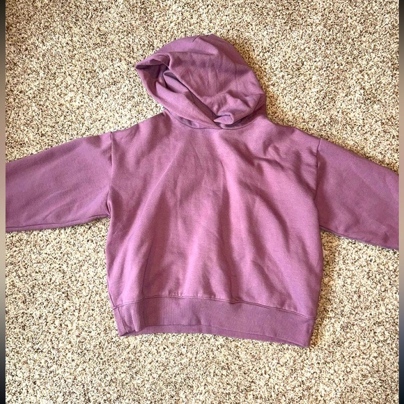 Size medium!! And super comfy! - Picture 1 of 1